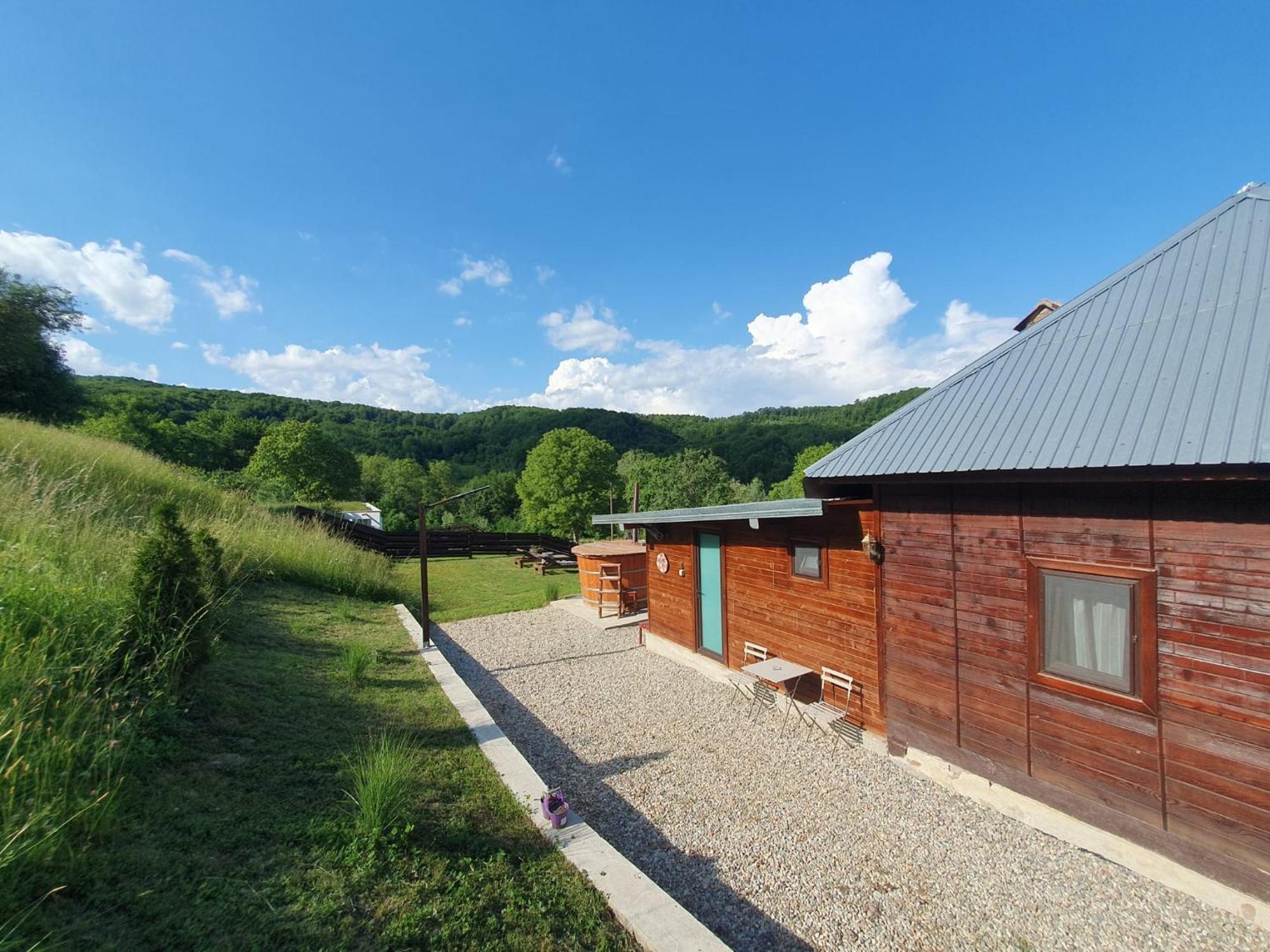 Cabana Valea Lui Mas Robaia Exterior photo